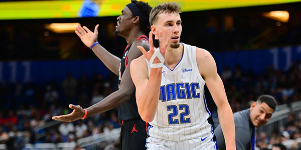 更是一场足 更是一场足